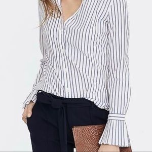 NWT Banana Republic Riley Pleat Cuff Shirt